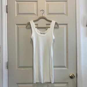Elegant White Sleeveless Mini Dress